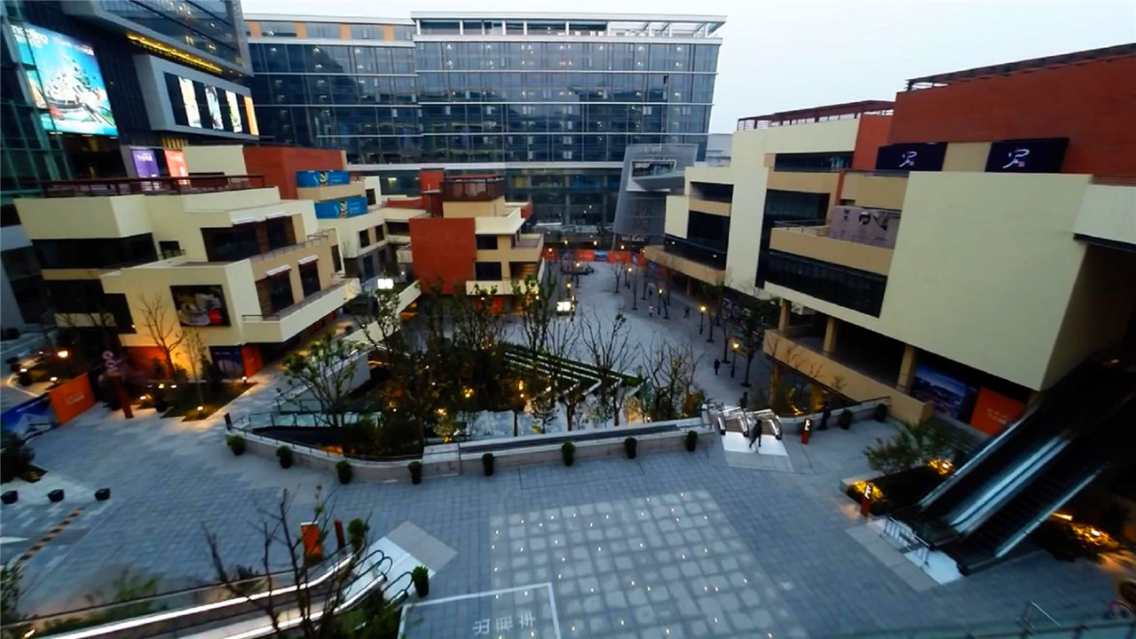改装f550 gopro4航拍上海虹桥天地体会不一样的空间