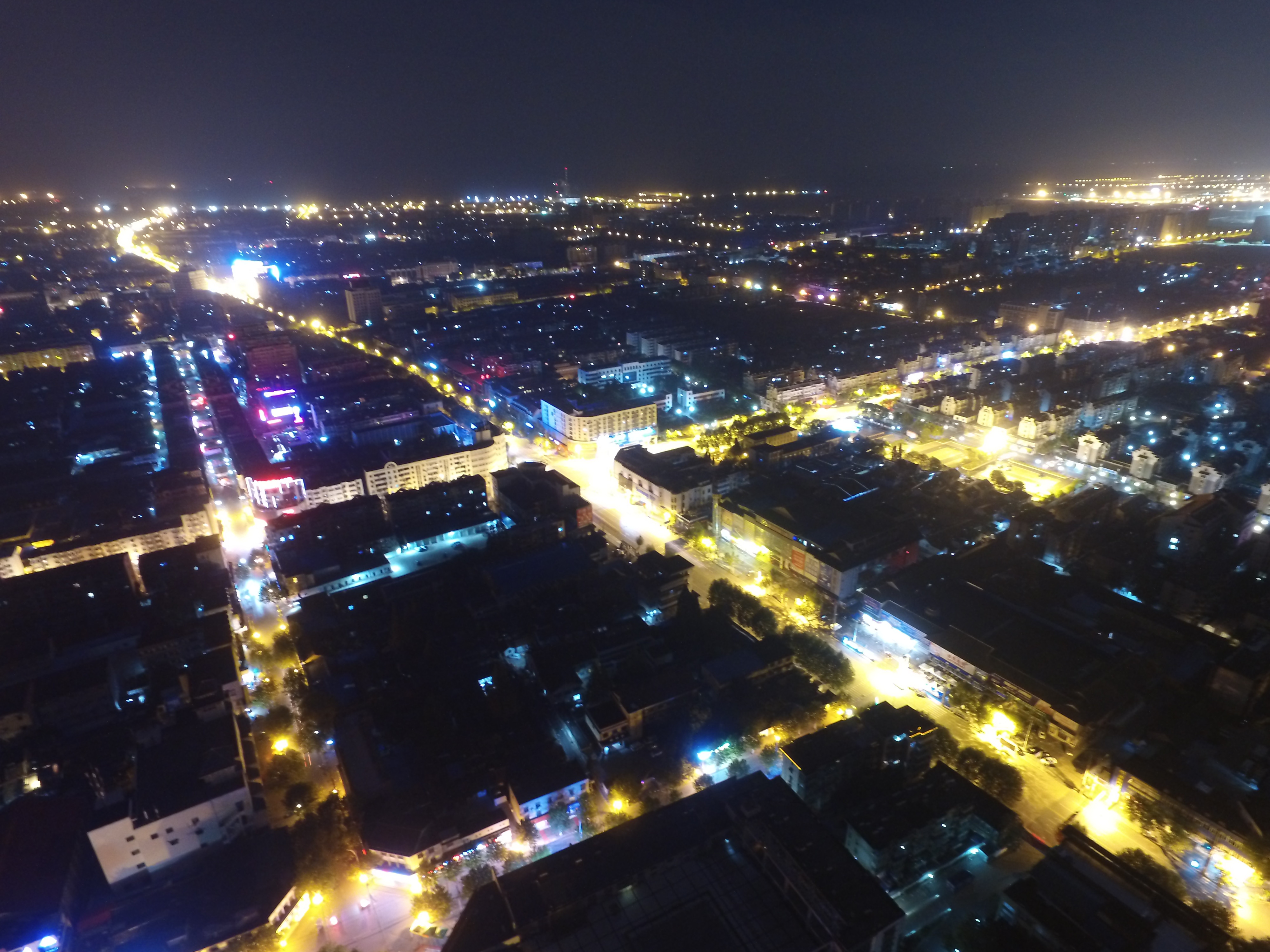 扬州市仪征市的夜景1