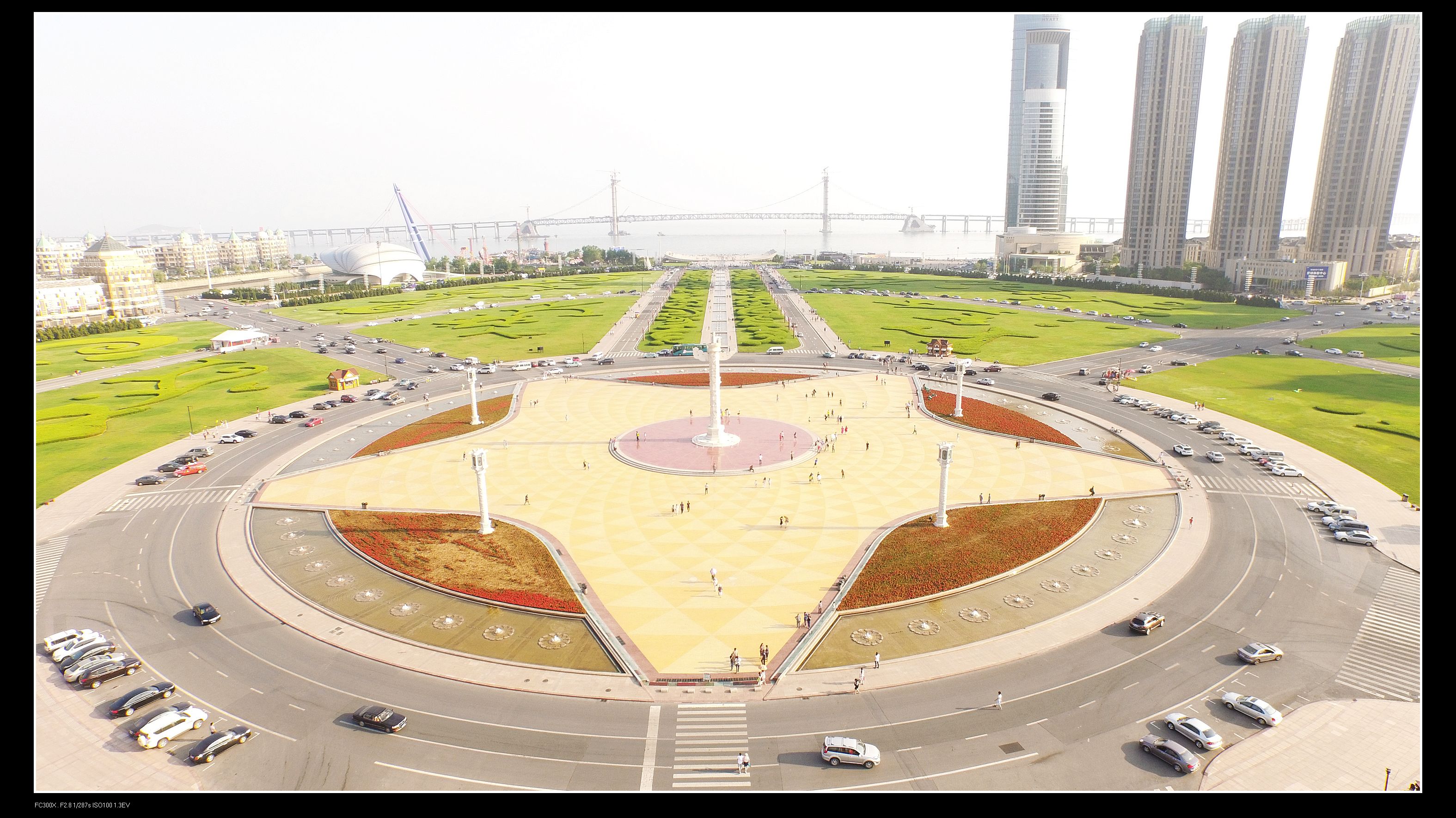 【最美身边风景】星海广场 - 世界最大的城市广场(更新.