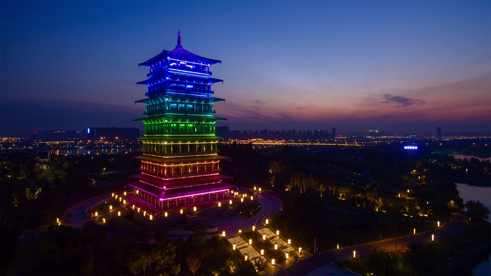 古城西安 长安塔