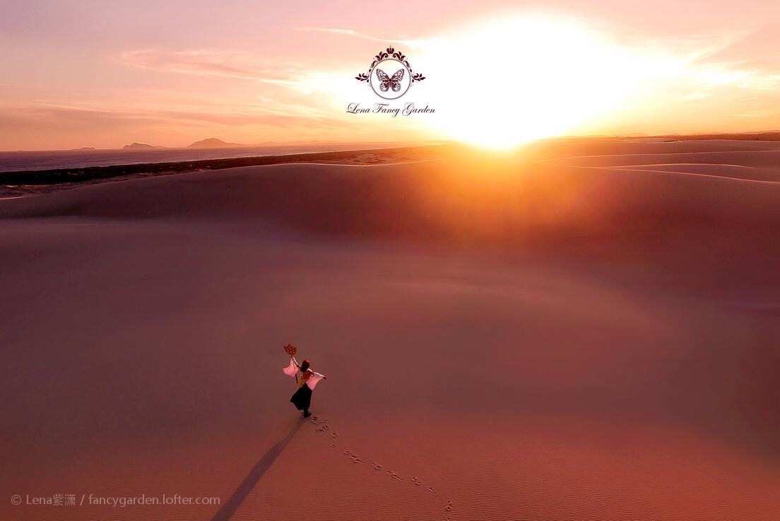 航拍人像,人与大自然的完美结合.