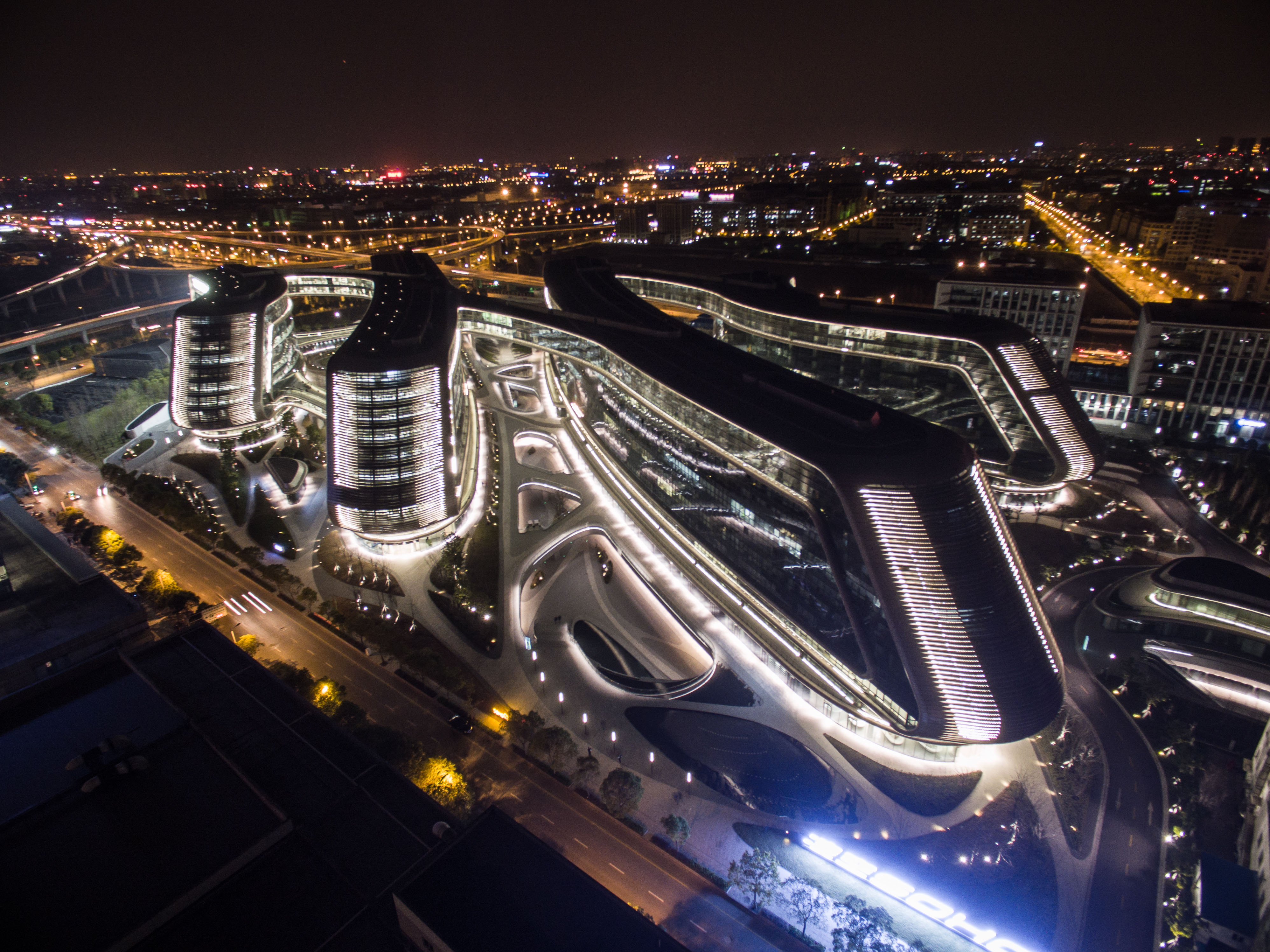 凌空soho夜景图片