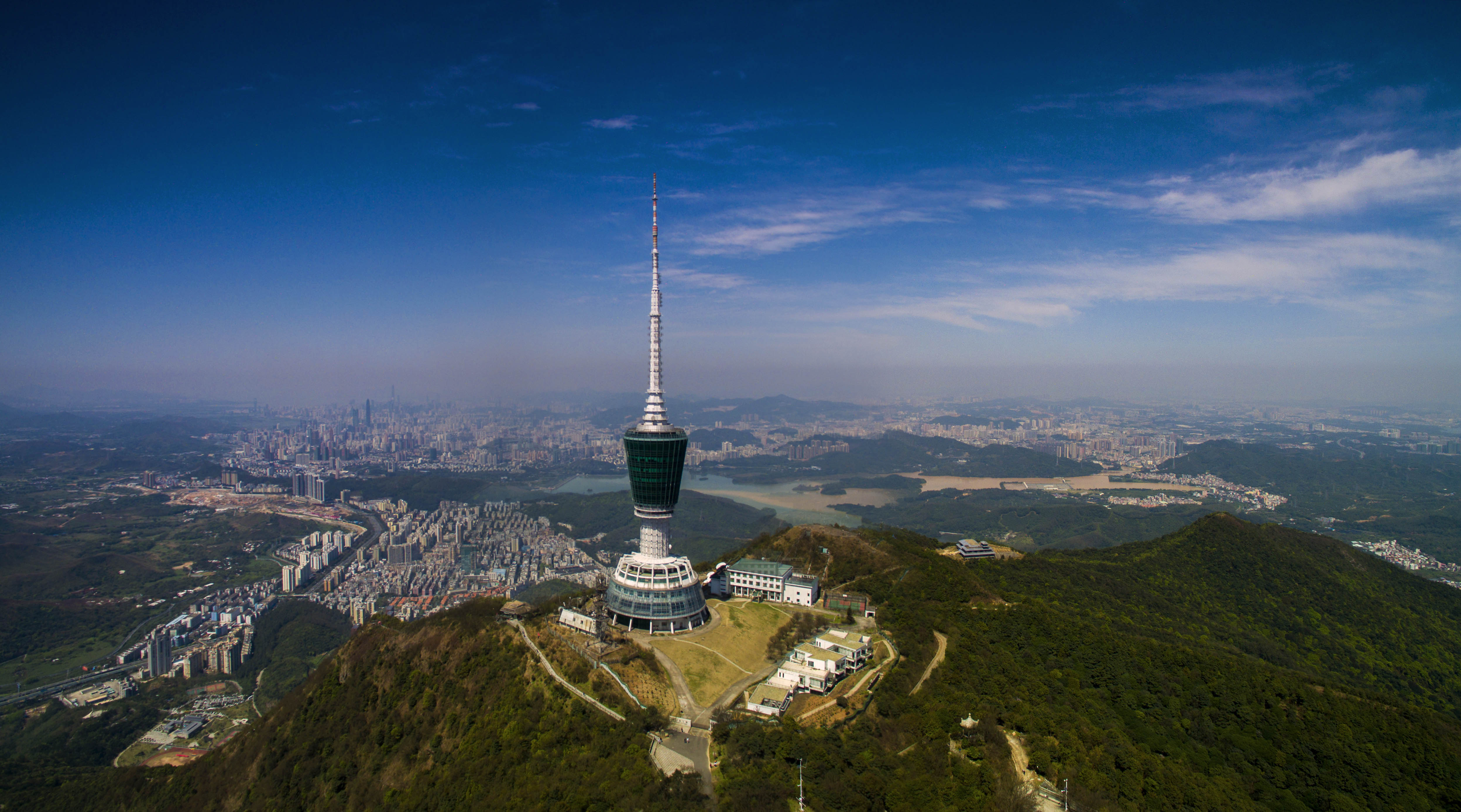 航拍云端下的小梧桐电视塔   ,豆腐头分界岭,930米大梧桐顶峰