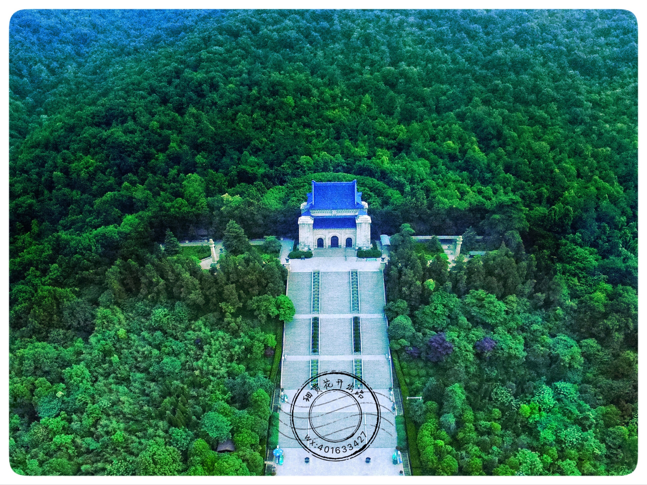 中山陵介绍:中山陵位于南京市玄武区紫金山南麓钟山风景区内,前临平