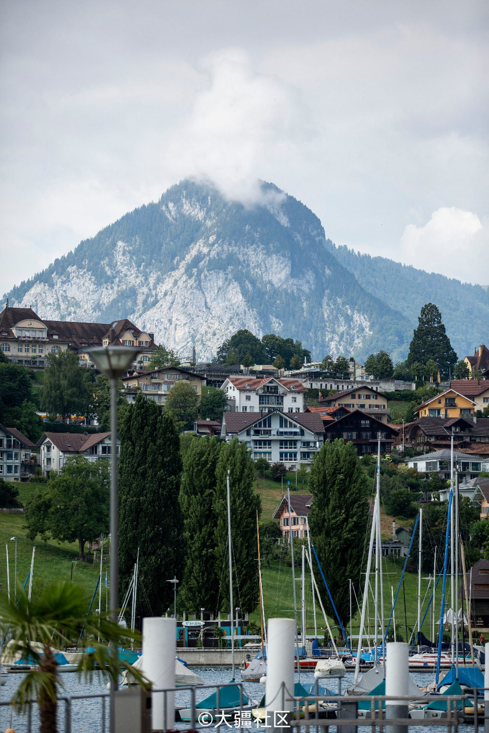 瑞士伯尔尼小镇---施皮茨